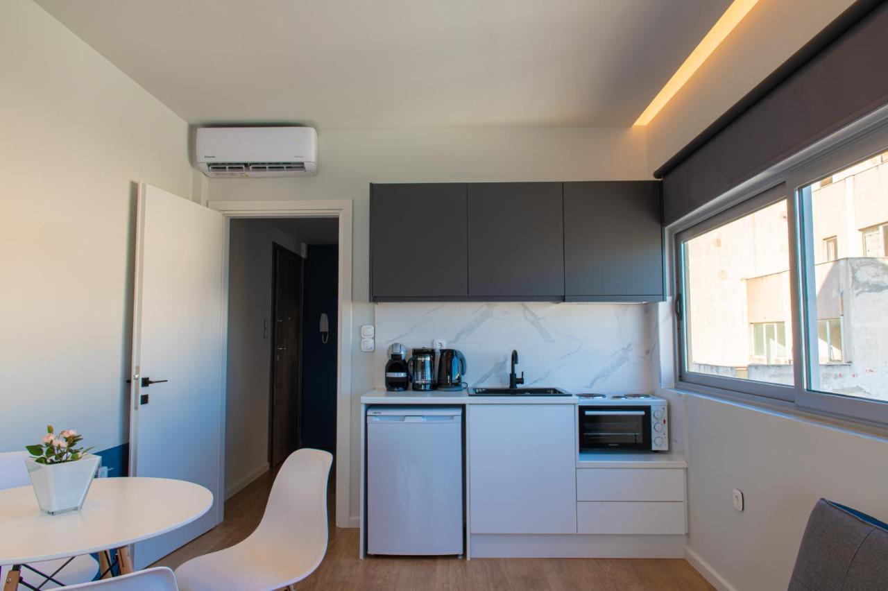 Central Marine Flat Волос Екстериор снимка