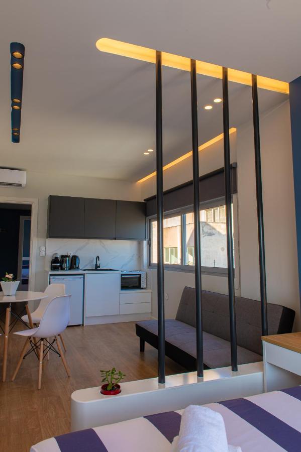 Central Marine Flat Волос Екстериор снимка